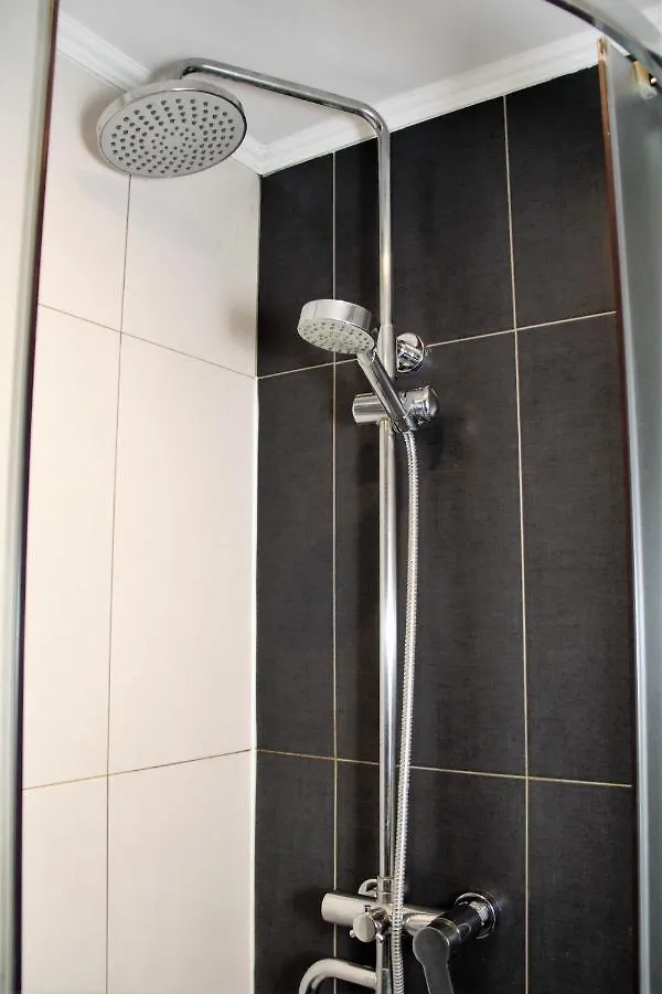 Apartment Near Opera إلفيف